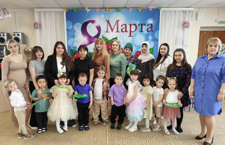 Поздравляем мамочек! Поздравляем мамочек!.